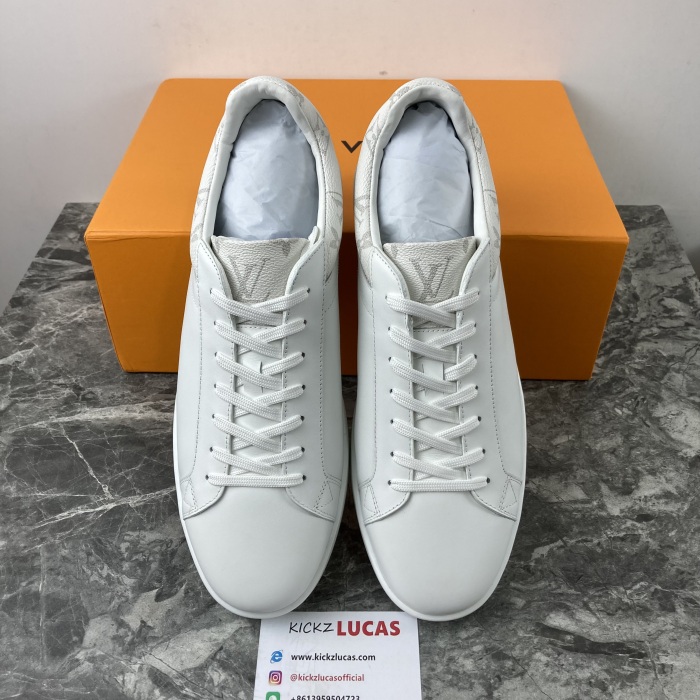 Men L*ouis V*uitton Top Sneaker CP221026-1