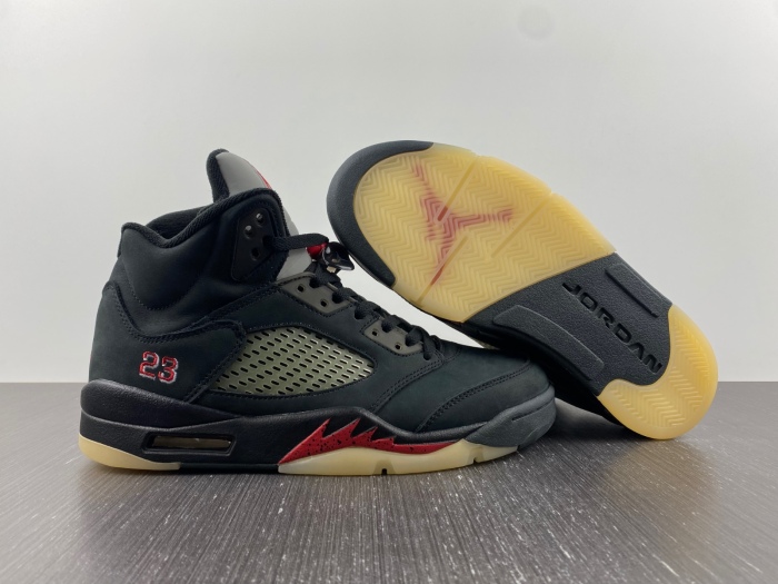 Jordan 5 Retro Gore-Tex Off-Noir  DR0092-001
