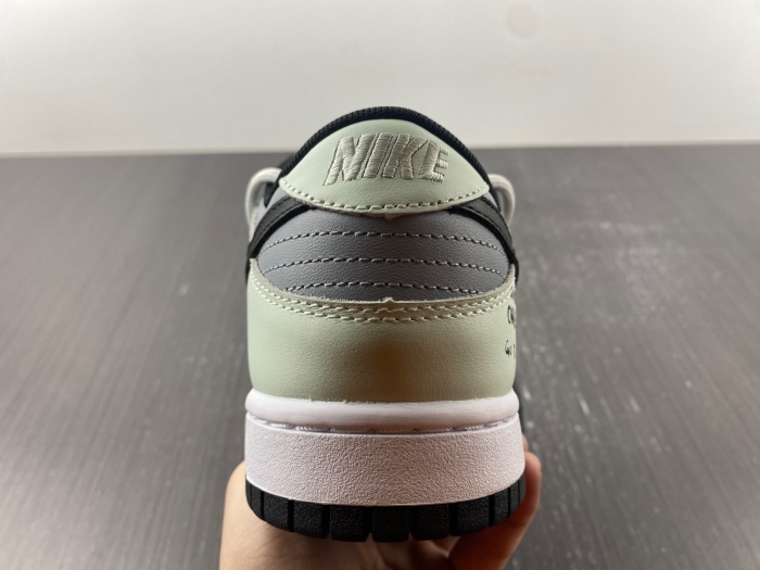 Dunk Low Custom MK221112-20