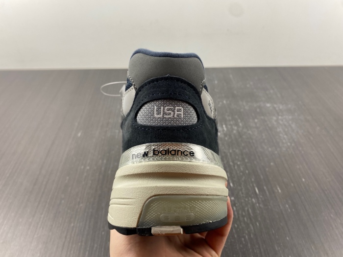 New Balance 992 Navy Grey M992GG