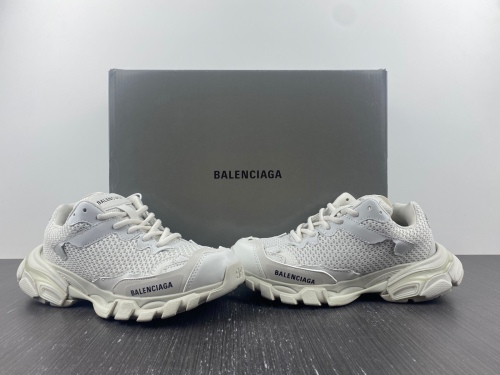 B*alenciaga Track AM221112-8