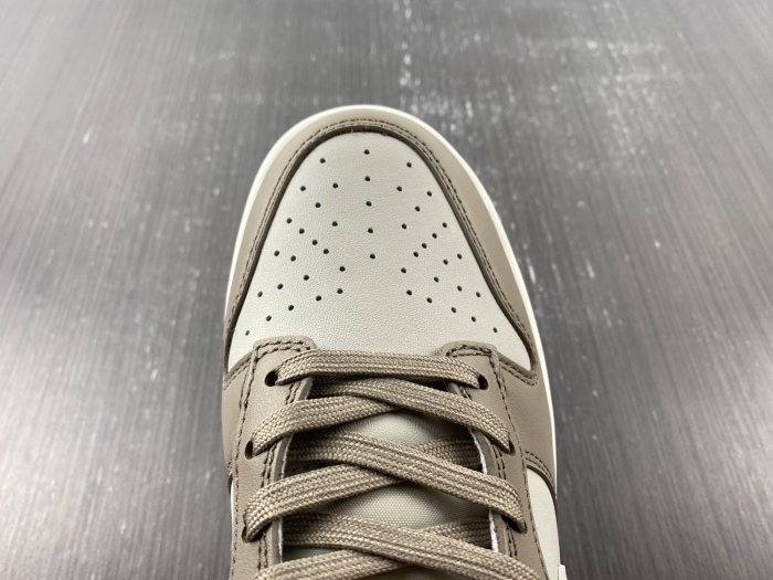Dunk Low Bone Beige  FD0792-001