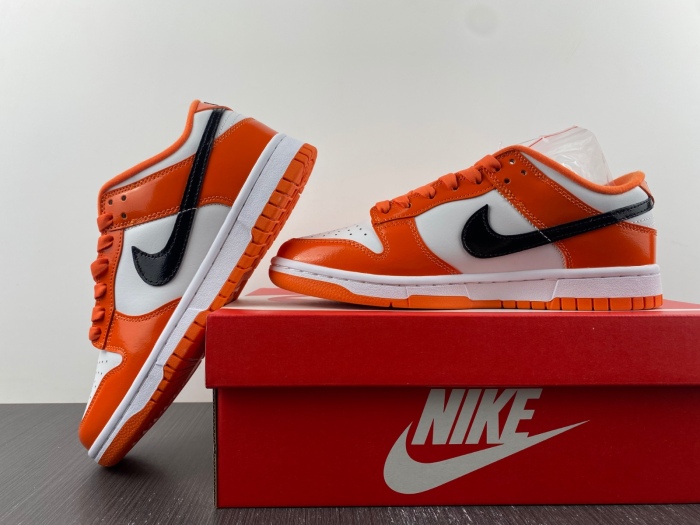 Dunk Low Patent Halloween  DJ9955-800