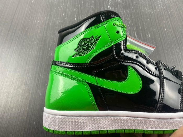 Air Jordan 1 Pine Green 555088-030
