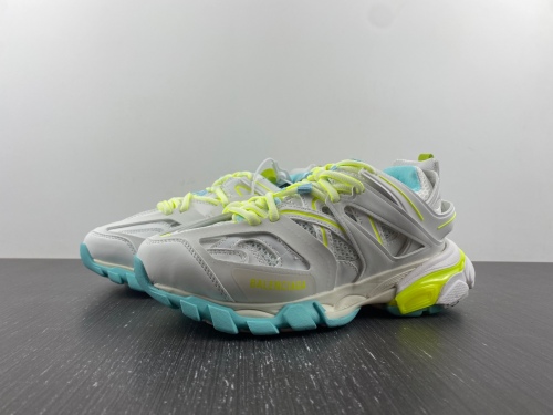 B*alenciaga Track AM221114-3