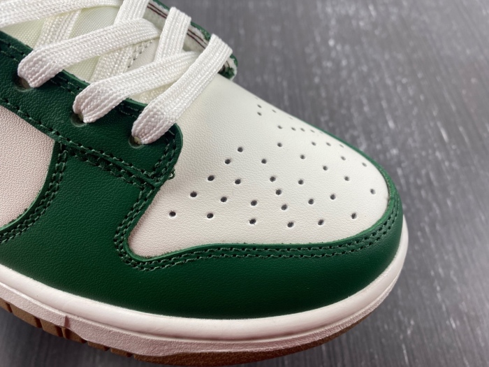 Dunk Low Gorge Green FB7160-161