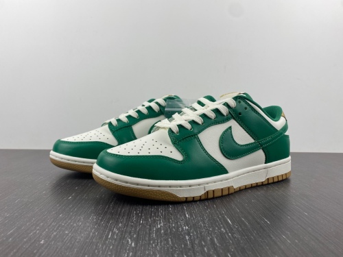 Dunk Low Malachite University Gold  FB7173-131