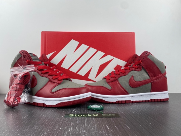 Dunk High UNLV  850477-001