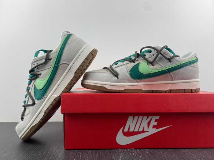 Dunk Low SE 85 Double Swoosh Sail Green