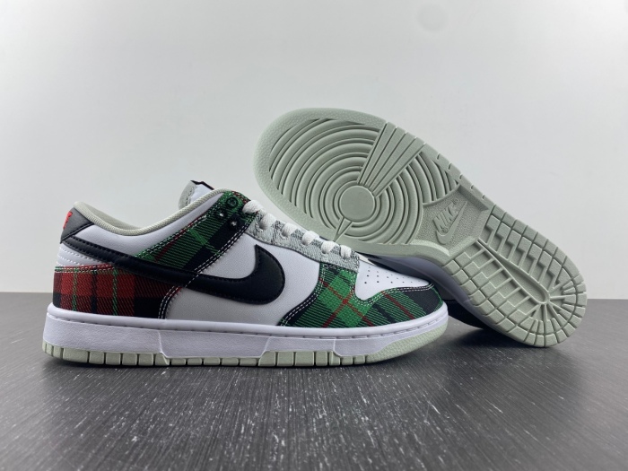 Dunk Low Tartan Plaid  DV0827-100