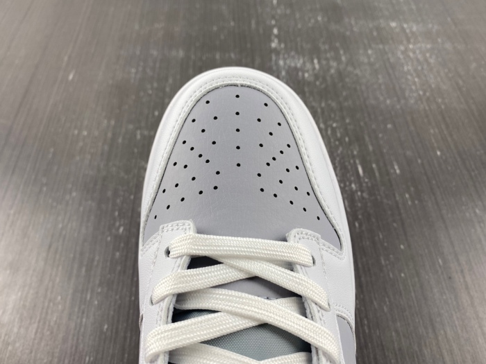 Dunk Low Retro White Grey  DJ6188-003