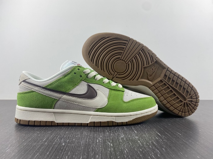 Dunk Low SE 85 Double Swoosh Sail Green  DO9457-100