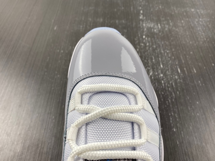 Air Jordan 11 Low Cement Grey AV2187-140