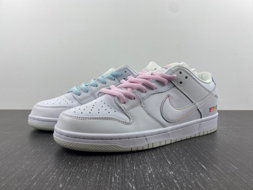 SB Dunk Low Pro Be True  DR4876-100
