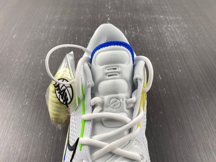 Air Zoom G.T. Cut Ghost  DX4112-114
