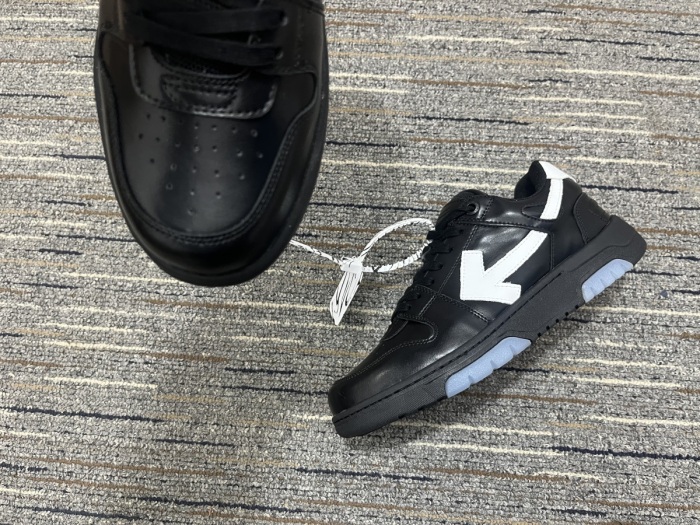 O*ff W*hite Out Of Office OOO Low Tops CL221230-8
