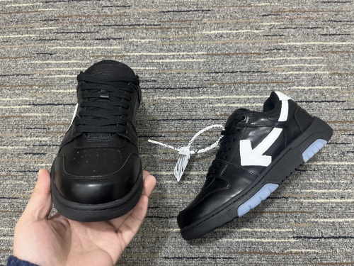 O*ff W*hite Out Of Office OOO Low Tops CL221230-8
