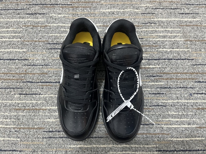 O*ff W*hite Out Of Office OOO Low Tops CL221230-8