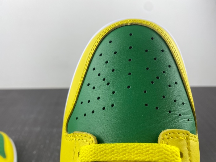 Dunk Low Reverse Brazil DV0833-300