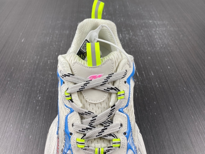B*alenciaga 3XL Sneaker AM230228