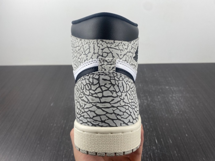 Air Jordan 1 Retro High OG White Cement  Style DZ5485-052