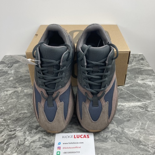 Yeezy Boost 700 Mauve  EE9614