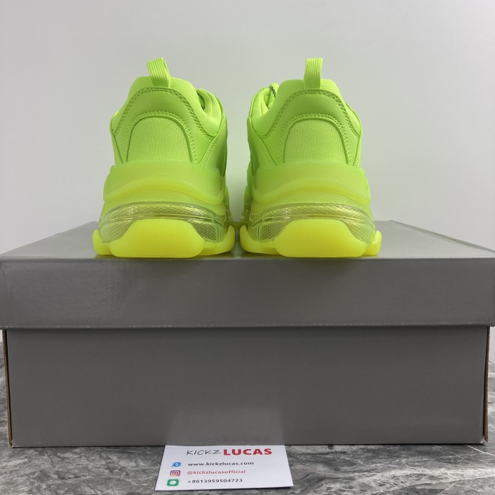 Men Women B*alenciaga Triples Top Sneaker AM230325-2