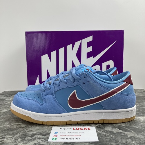 SB Dunk Low Philadelphia Phillies DQ4040-400