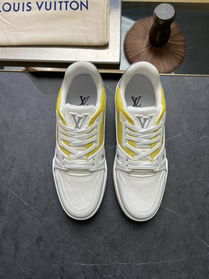 Men L*ouis V*uitton Top Sneaker Trainer RR230330-14