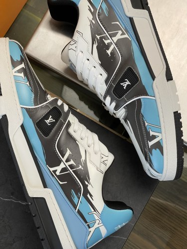 Men L*ouis V*uitton Top Sneaker Trainer RR230330-11