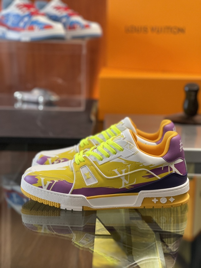 Men L*ouis V*uitton Top Sneaker Trainer RR230330-10