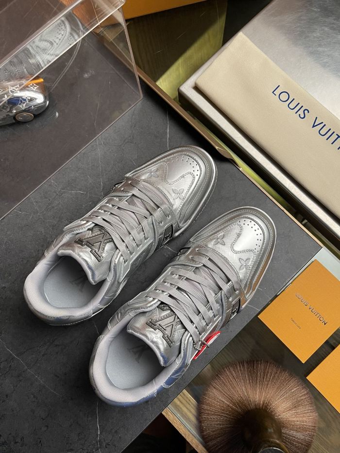 Men L*ouis V*uitton Top Sneaker Trainer RR230330-23