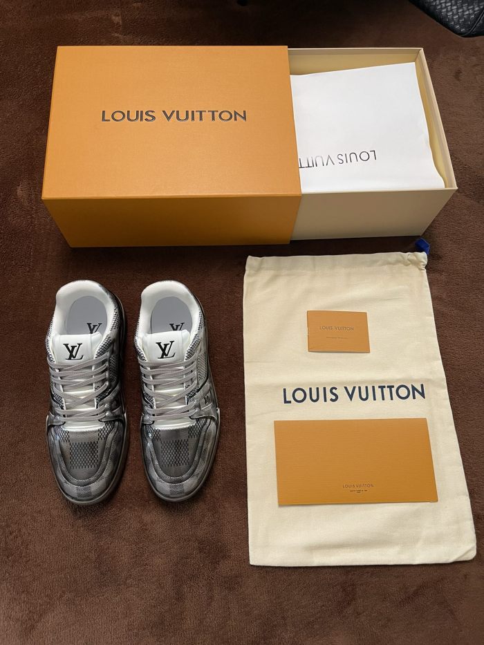 Men L*ouis V*uitton Top Sneaker Trainer RR230406-17