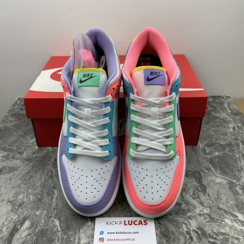 Dunk Low SE Easter Candy  DD1872-100