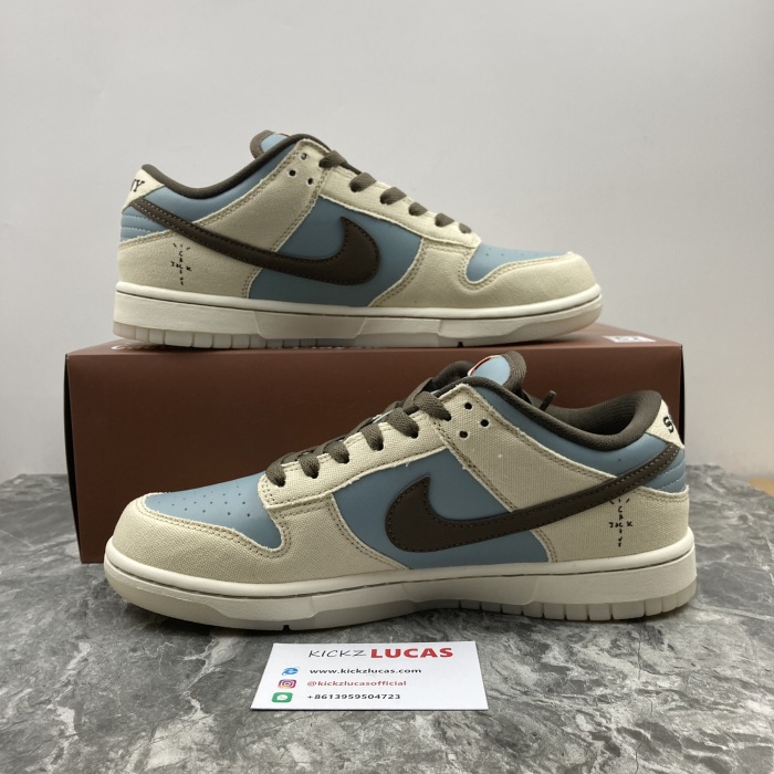Dunk Low Travis Scott x PlayStation CU1726-800