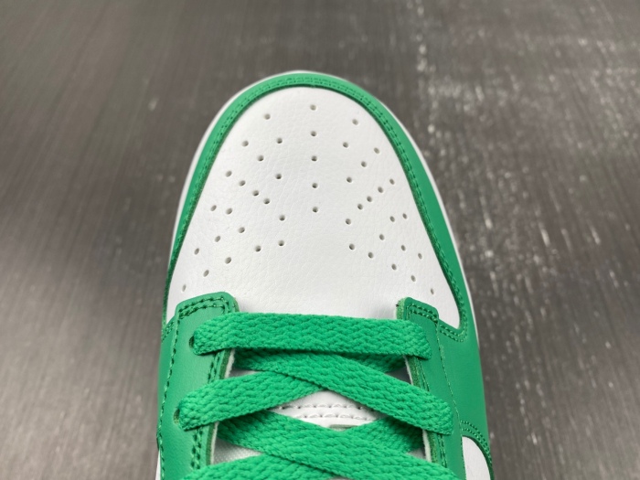Dunk Low Celtics FN3612-300