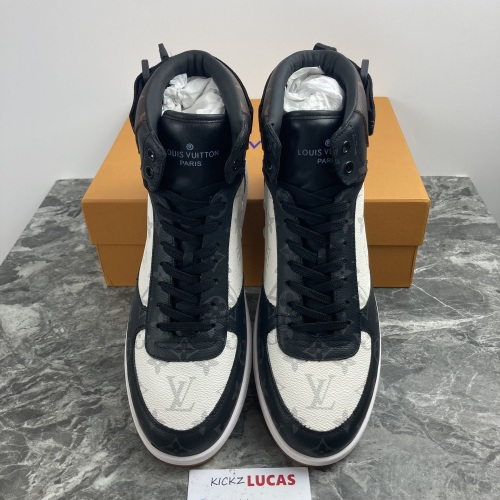 Men L*ouis V*uitton Top Sneaker Trainer 2 RR230412-2