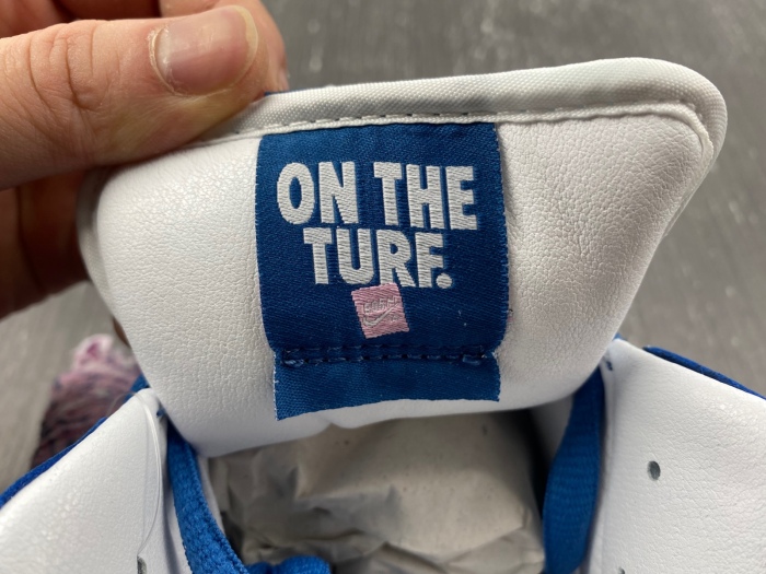 SB Dunk Low Born x Raised One Block At A Time FN7819-400