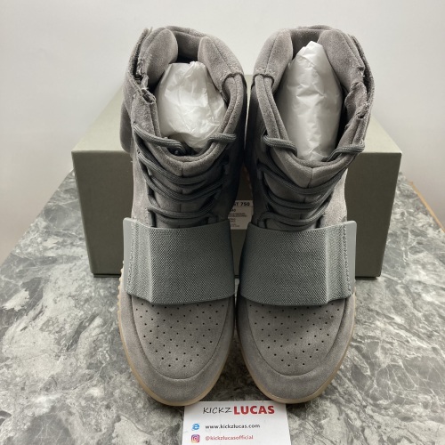 Yeezy Boost 750 Light Grey Glow In the Dark  BB1840
