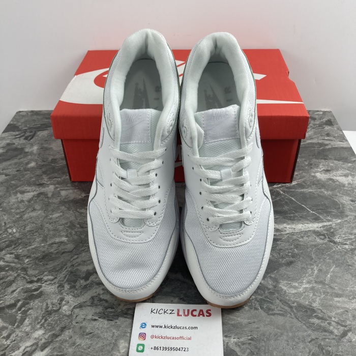 Air Max 1 White Gum Sole  AH8145-109