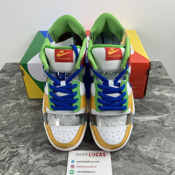 SB Dunk Low Sandy Bodecker  FD8777-100