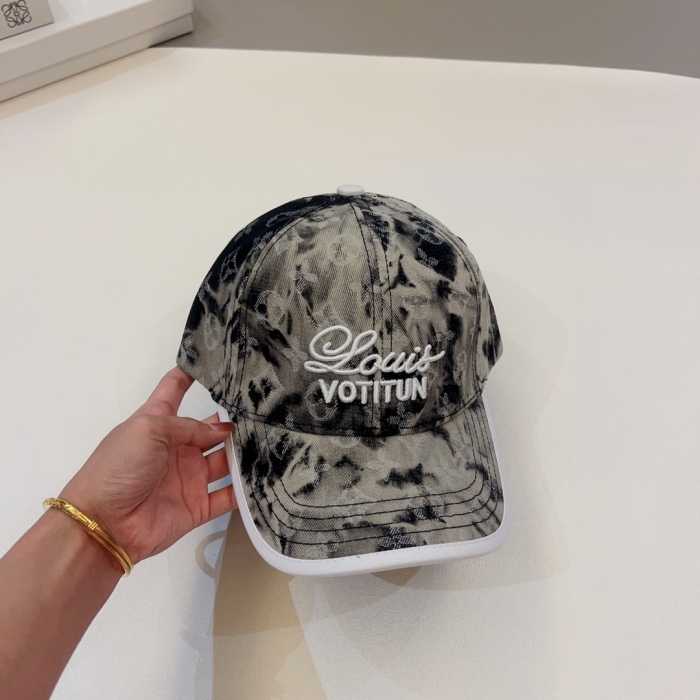 L*ouis V*uitton  Hats Top XX230420-1