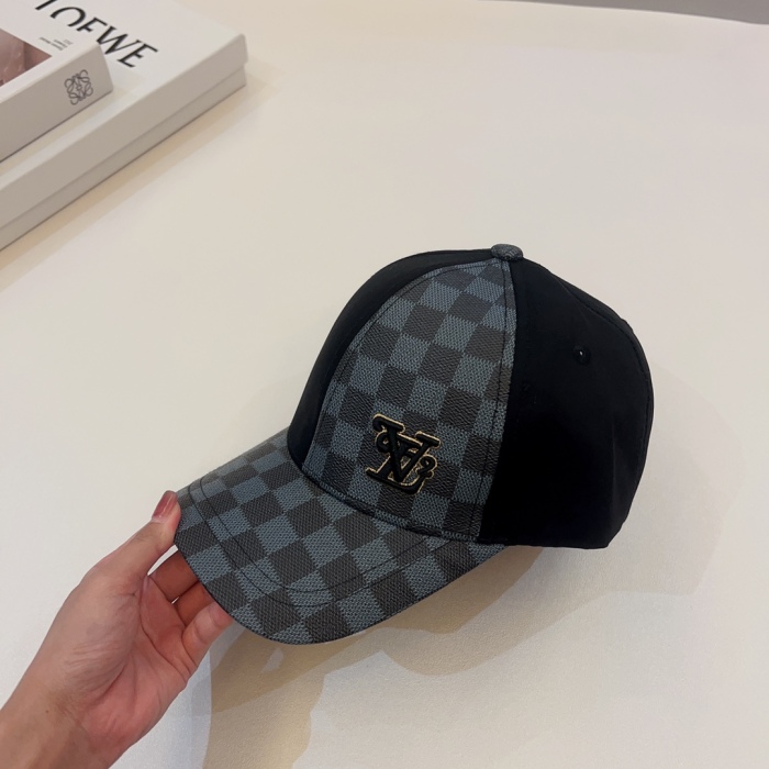 L*ouis V*uitton  Hats Top XX230421-1