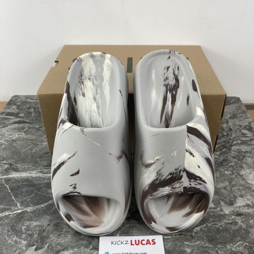 Yeezy Slide MX APPEARS GZ5553