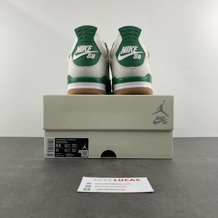 Air Jordan 4 Retro SB Pine Green DR5415-103