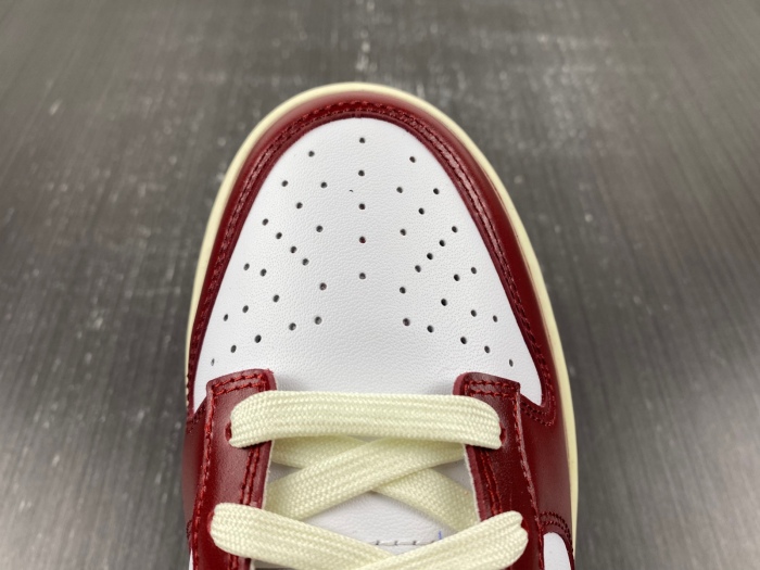 Dunk Low PRM Vintage Team Red  FJ4555-100