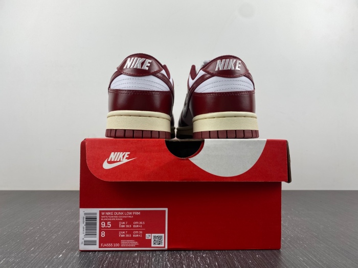Dunk Low PRM Vintage Team Red  FJ4555-100