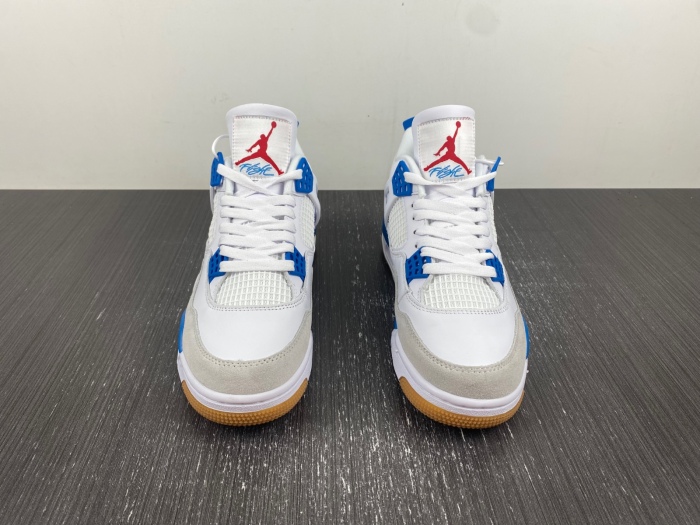 Air Jordan 4 Retro SB Pine Blue DR5415-104