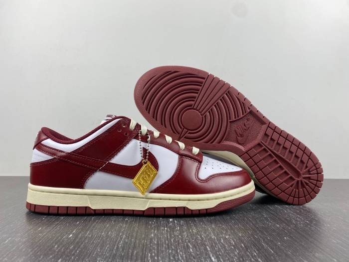Dunk Low PRM Vintage Team Red  FJ4555-100