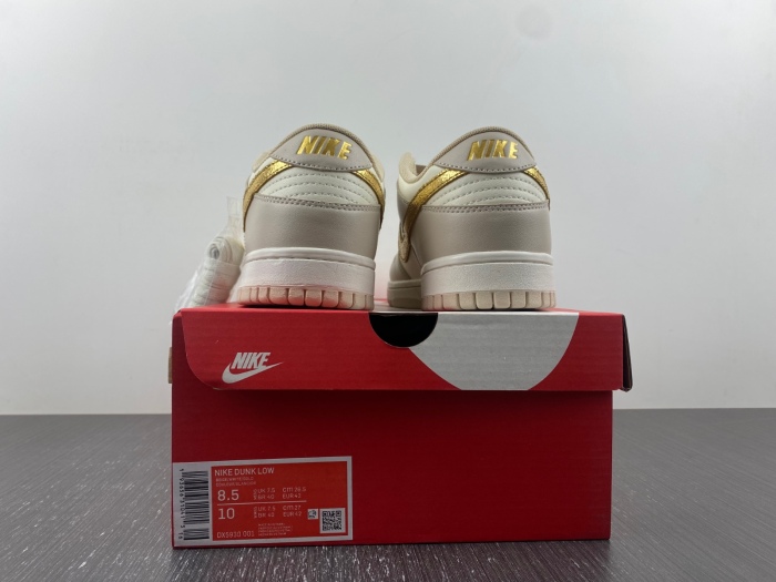 Dunk Low Phantom Metallic Gold  DX5930-001